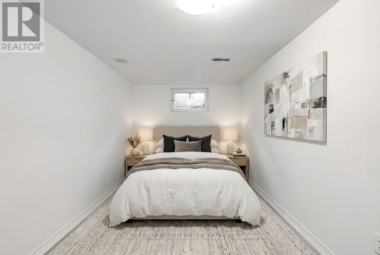 Lower - 173 Rathburn Road, Toronto, Ontario  M9B 2L2 - Photo 7 - W13211918