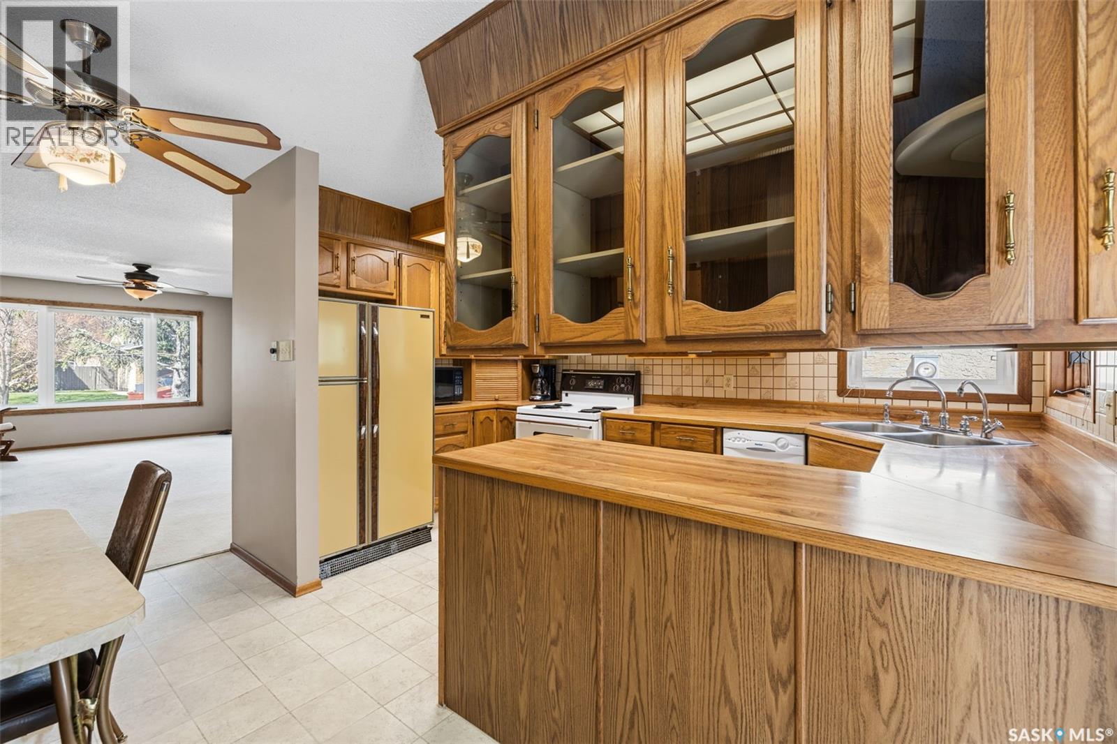 287 Rogers Road, Regina, Saskatchewan  S4S 7C5 - Photo 7 - SK037354