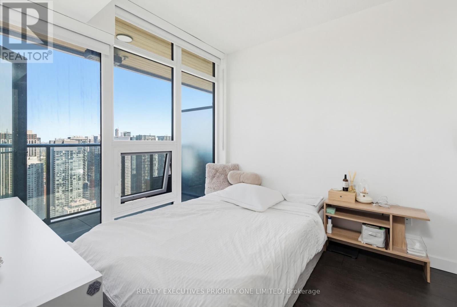 5515 - 1 Concord Cityplace Way, Toronto, Ontario  M5V 0X3 - Photo 13 - C13211932