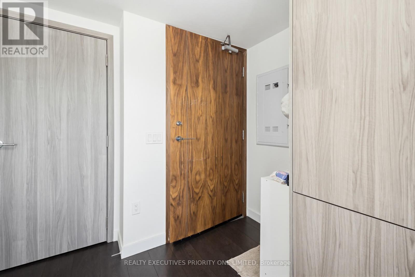 5515 - 1 Concord Cityplace Way, Toronto, Ontario  M5V 0X3 - Photo 4 - C13211932
