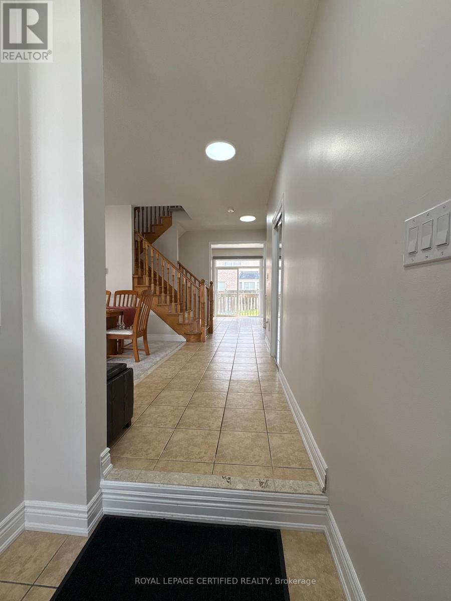39 Blazing Star Drive, Brampton, Ontario  L6R 3E7 - Photo 3 - W13211796