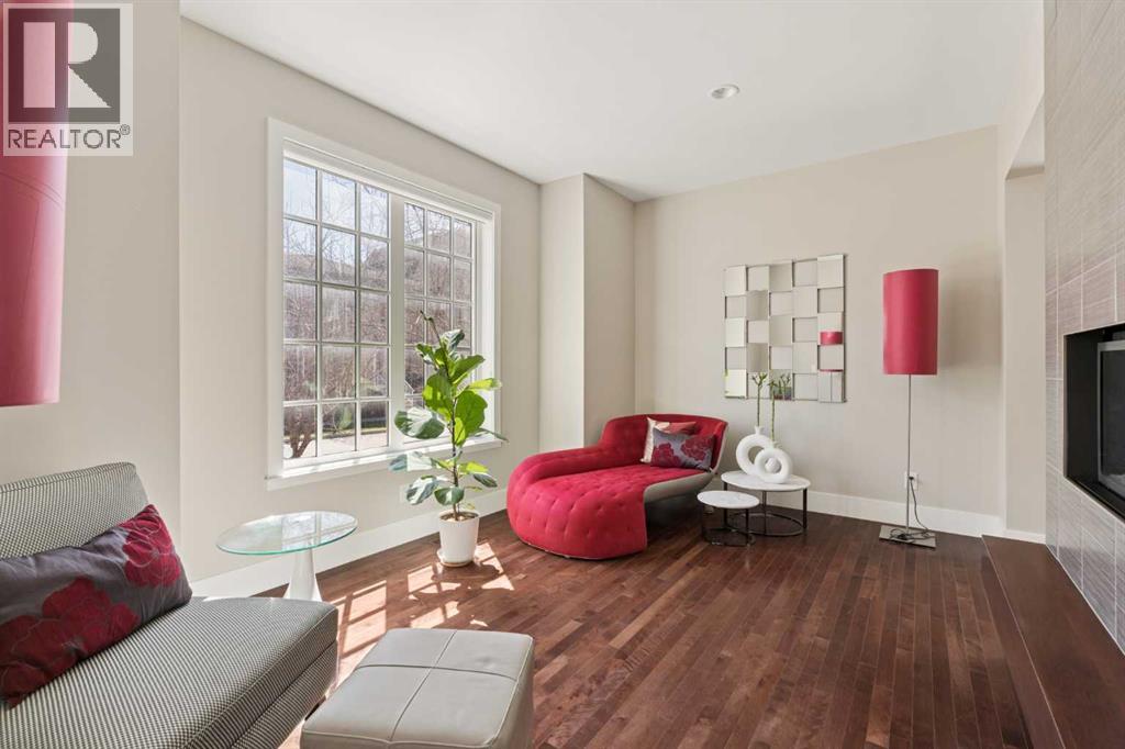 51 Hong Kong Road Sw, Calgary, Alberta  T3E 7A7 - Photo 7 - A2308507