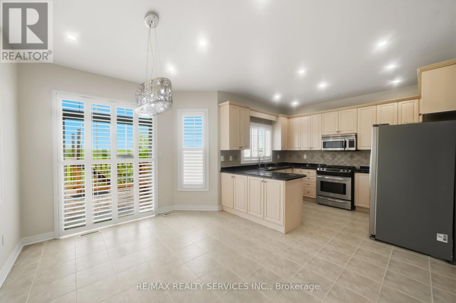 20 Switchback Trail, Brampton, Ontario  L6R 3G9 - Photo 20 - W13211928