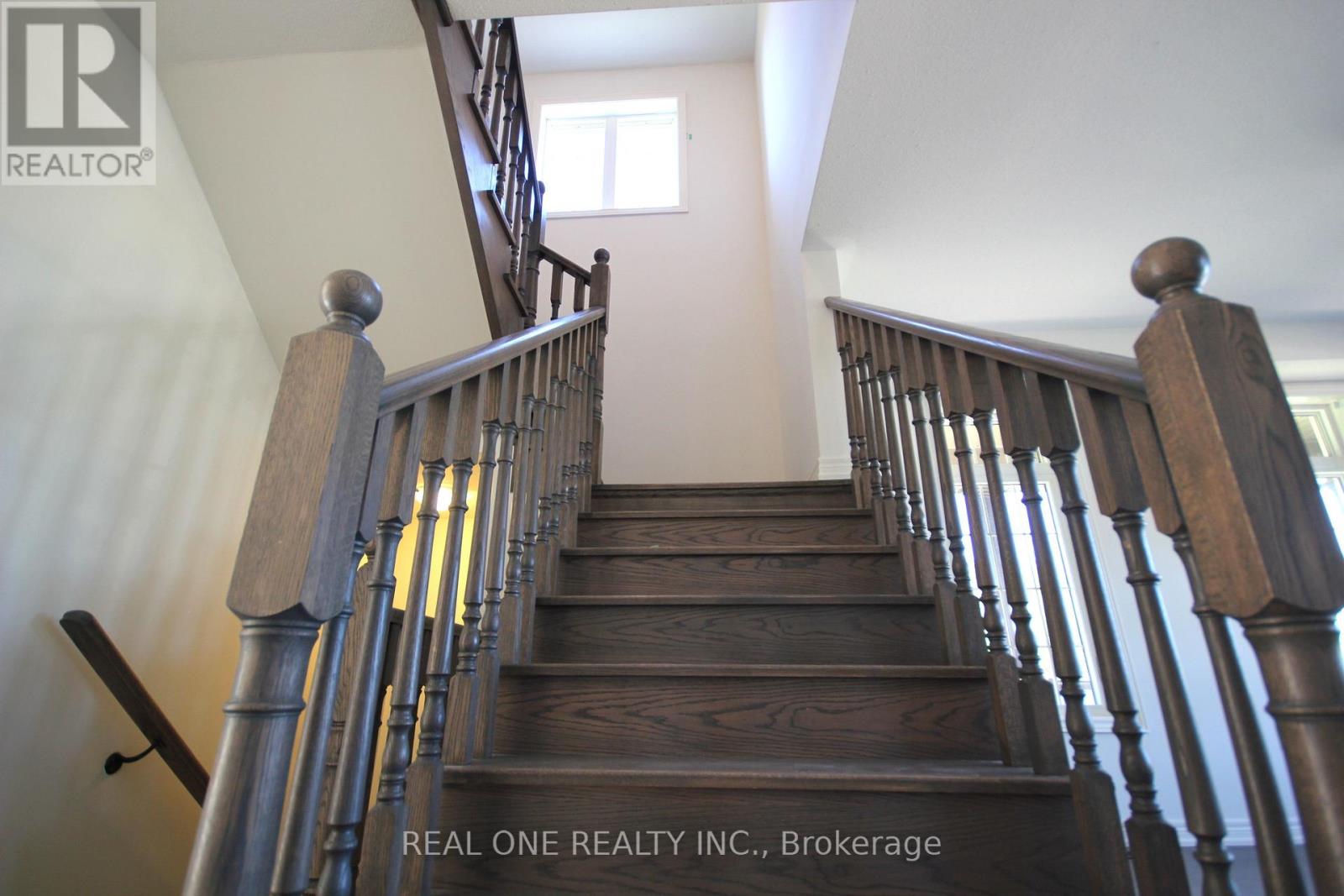 504 Threshing Mill Boulevard, Oakville, Ontario  L6H 0S9 - Photo 14 - W13211946