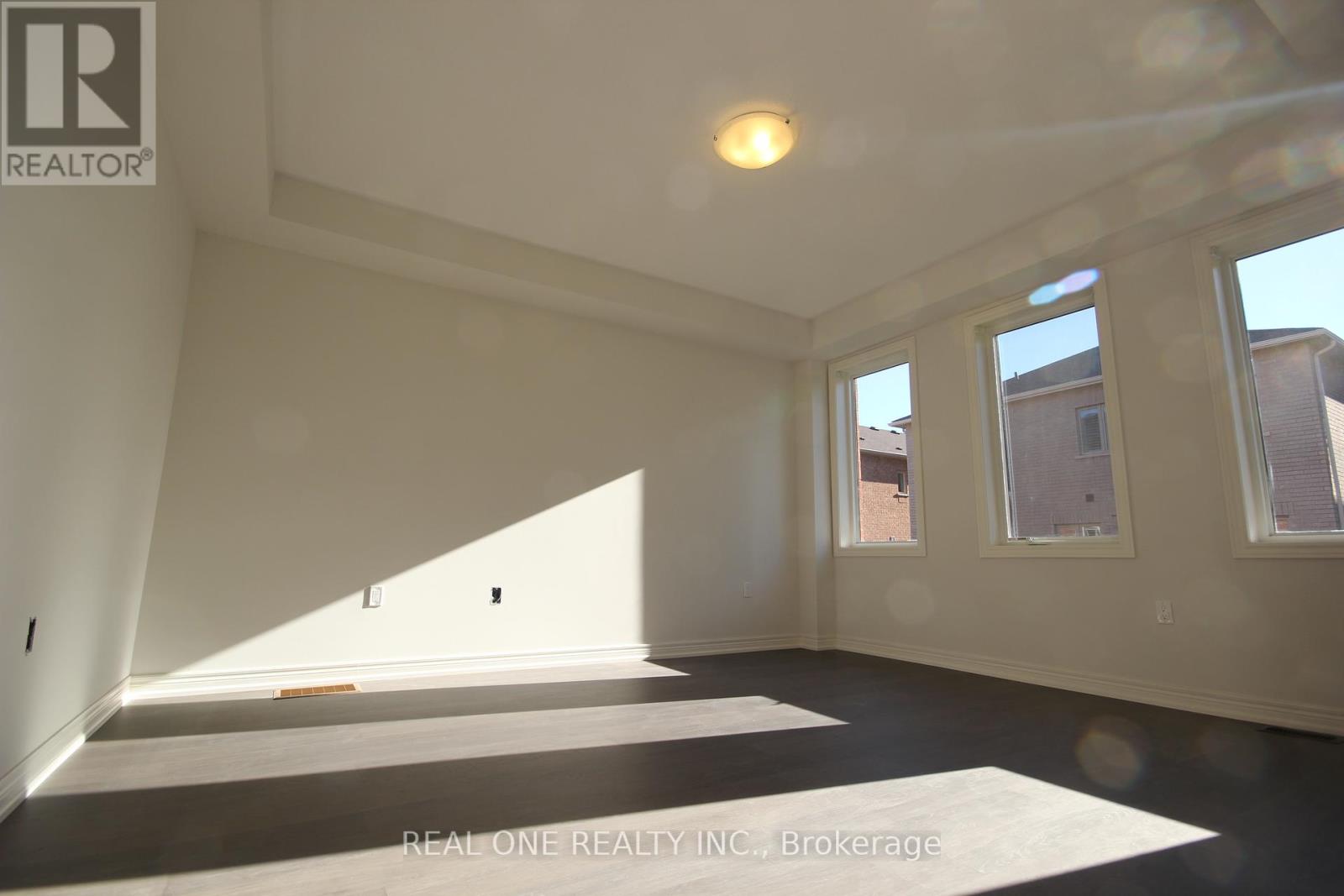 504 Threshing Mill Boulevard, Oakville, Ontario  L6H 0S9 - Photo 7 - W13211946