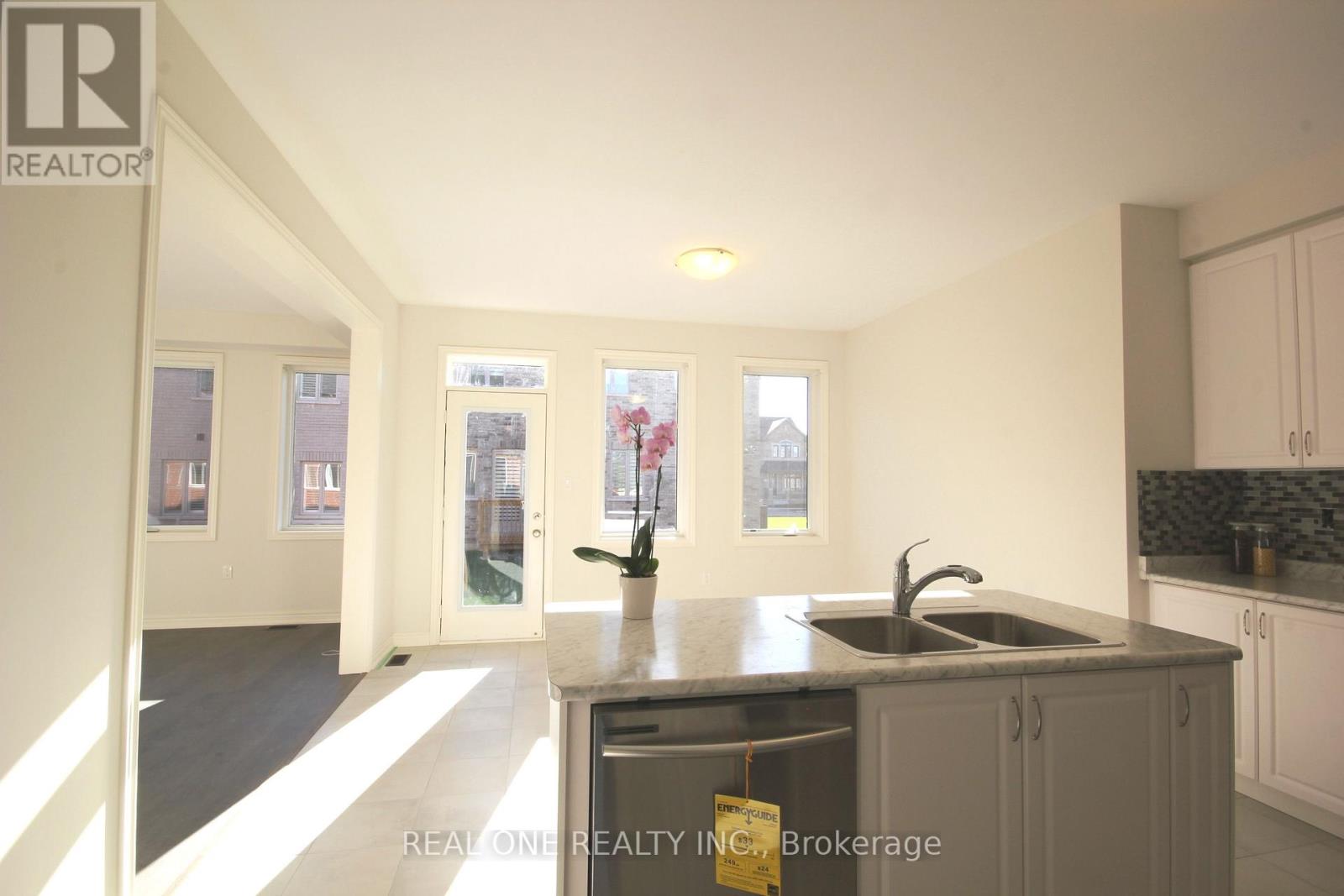 504 Threshing Mill Boulevard, Oakville, Ontario  L6H 0S9 - Photo 9 - W13211946