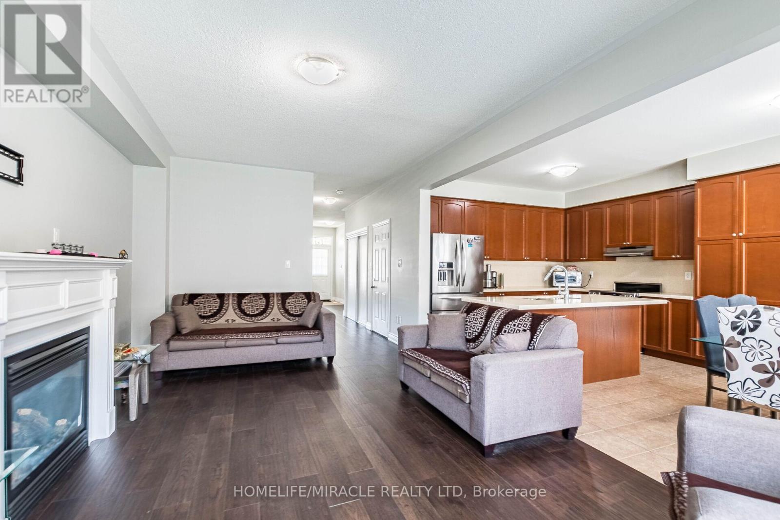 29 Oswald Road E, Brampton, Ontario  L6P 3S4 - Photo 10 - W13211956