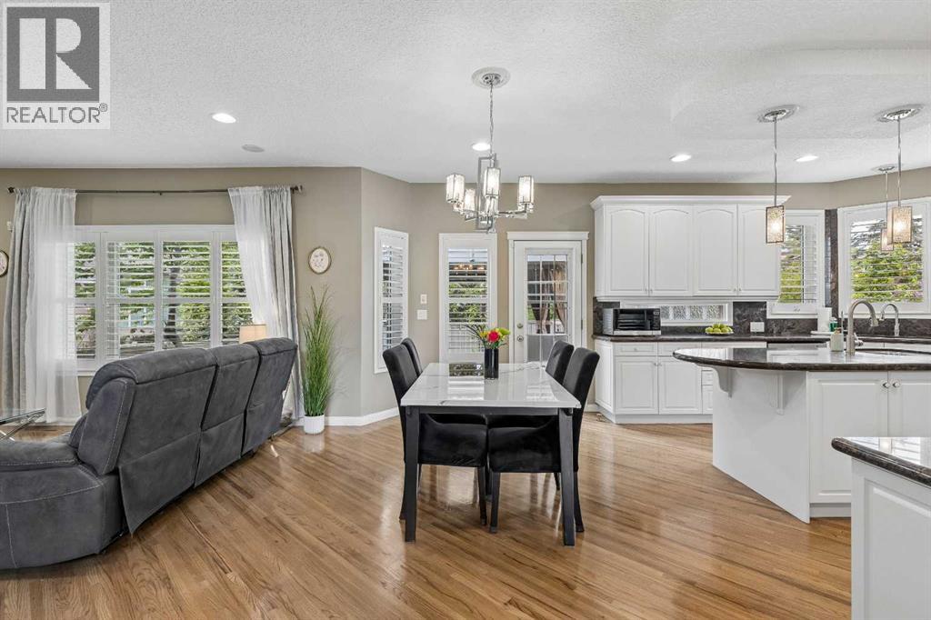 438 Candle Place Sw, Calgary, Alberta  T2W 3B3 - Photo 15 - A2315172