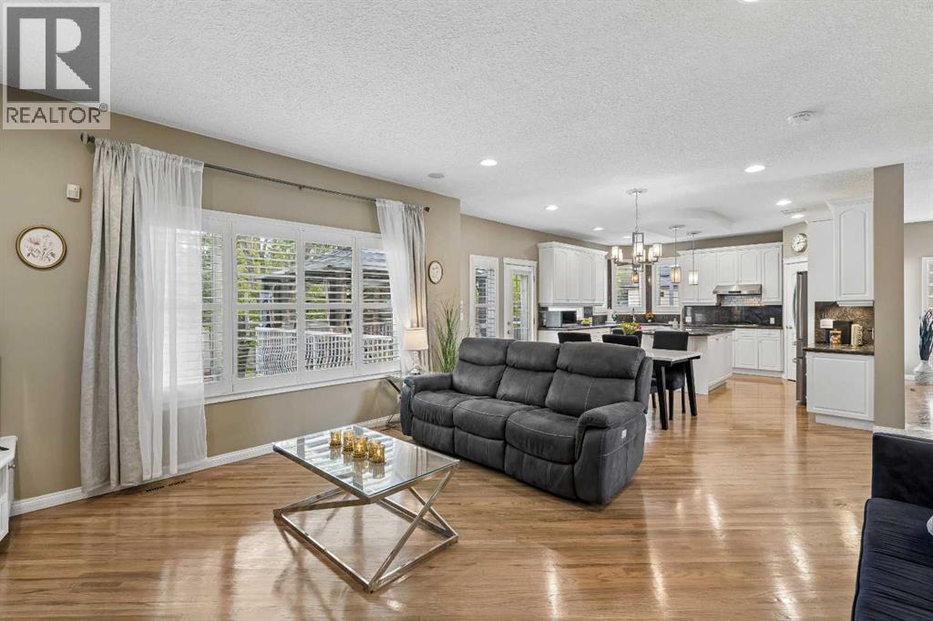 438 Candle Place Sw, Calgary, Alberta  T2W 3B3 - Photo 14 - A2315172