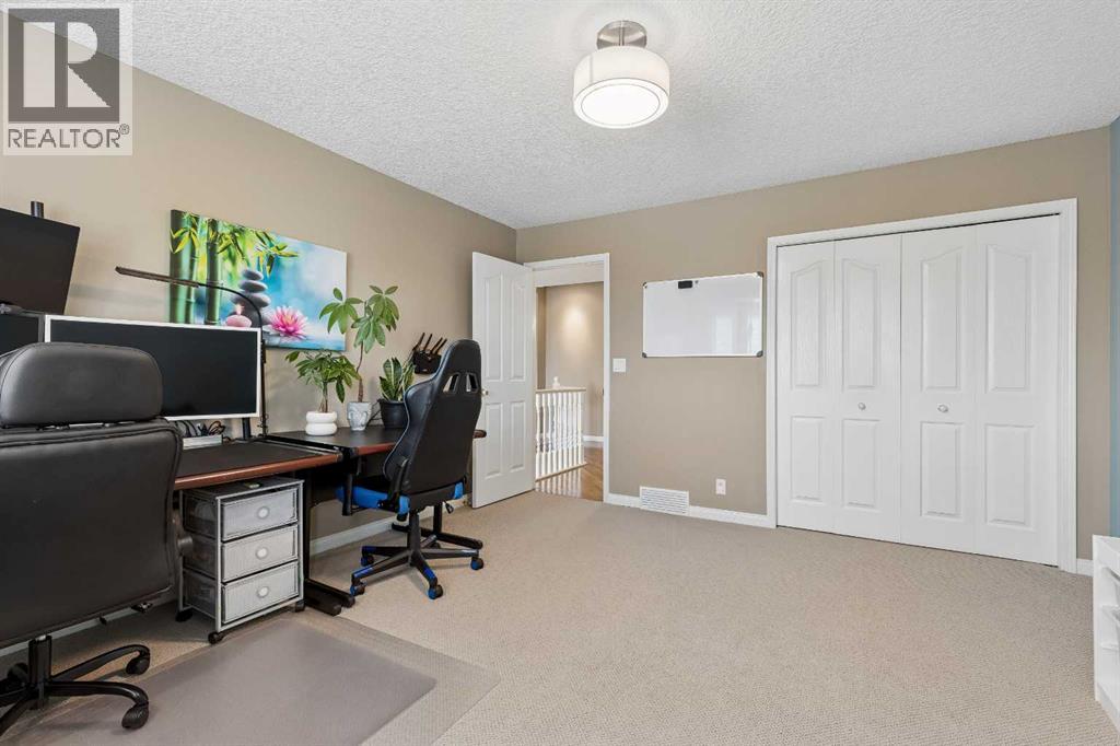 438 Candle Place Sw, Calgary, Alberta  T2W 3B3 - Photo 37 - A2315172