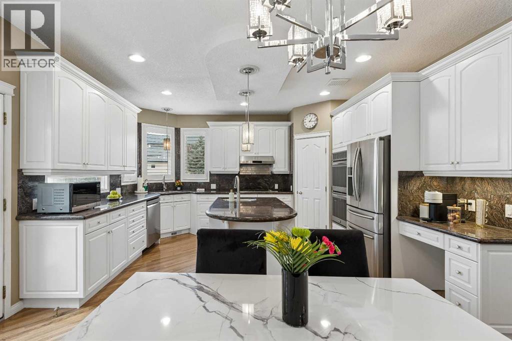 438 Candle Place Sw, Calgary, Alberta  T2W 3B3 - Photo 17 - A2315172