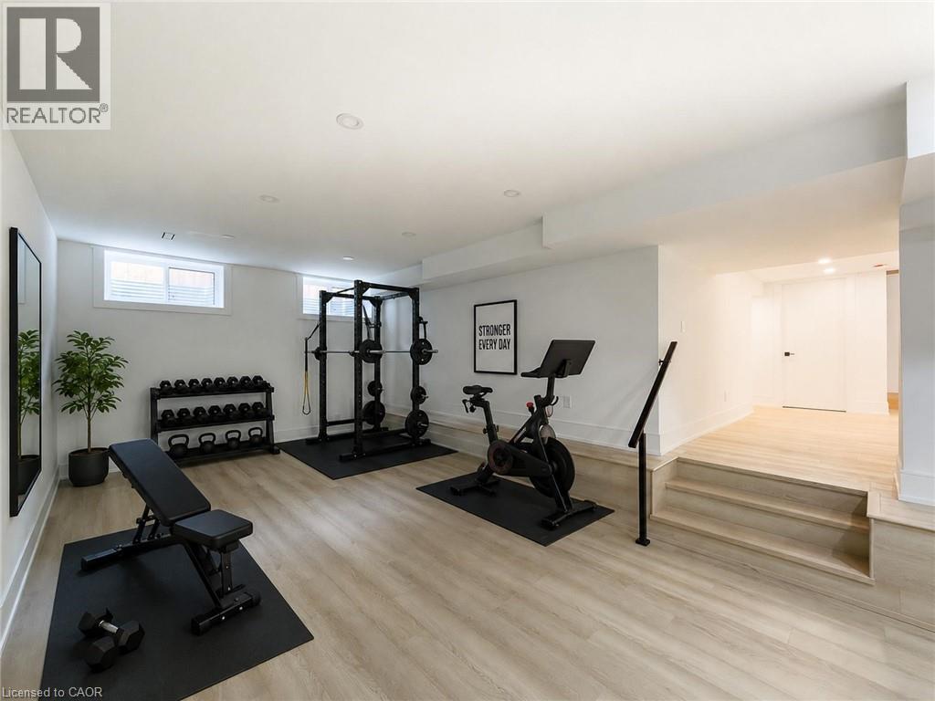 61 Floresta Court, Hamilton, Ontario  L9G 1R6 - Photo 35 - 40834632