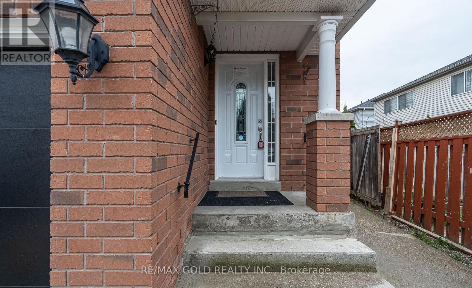 102 Bunchberry Way, Brampton, Ontario  L6R 2E8 - Photo 35 - W13086580