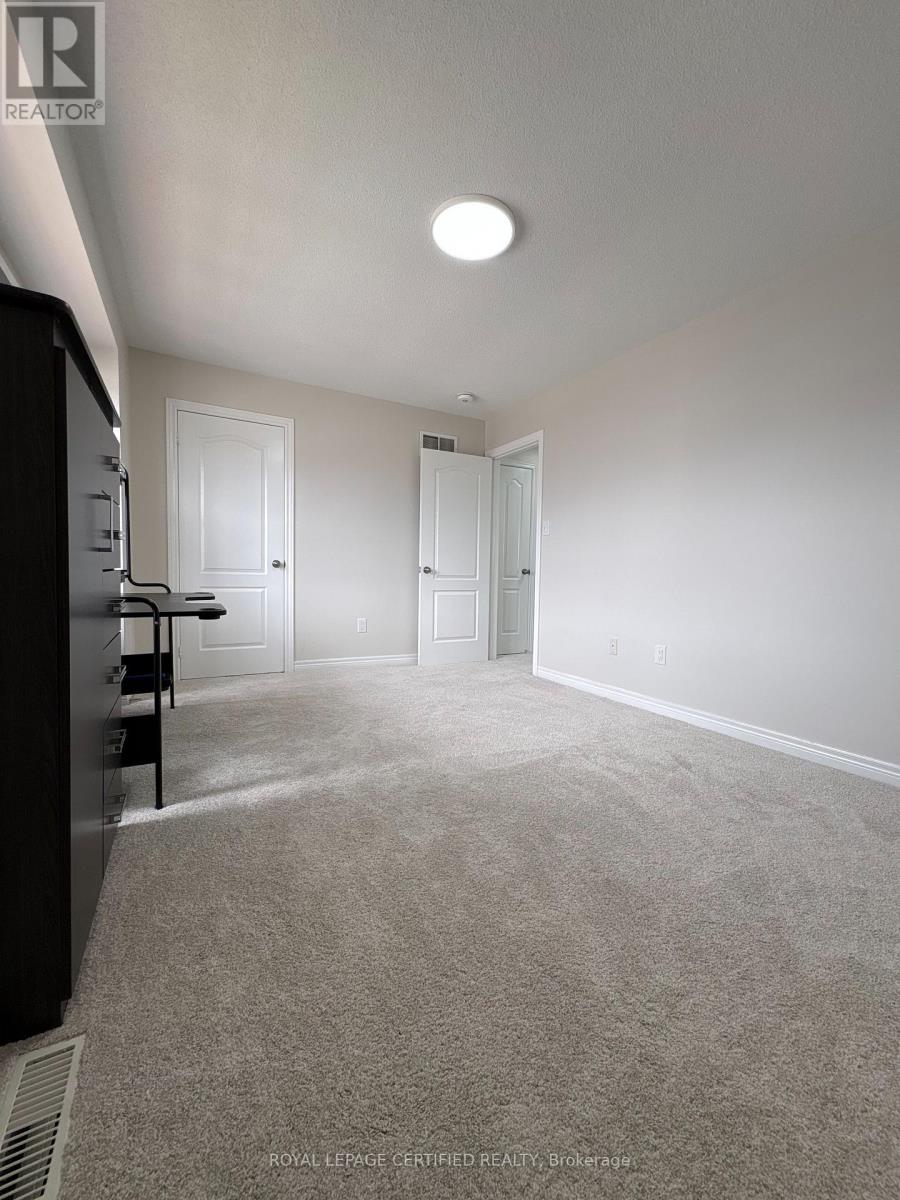 39 Blazing Star Drive, Brampton, Ontario  L6R 3E7 - Photo 22 - W13211796