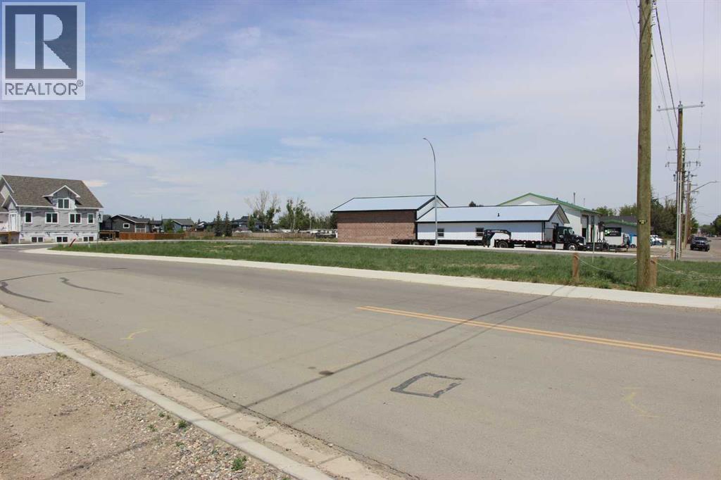 862 Crescent Avenue, Picture Butte, Alberta  T0K 1V0 - Photo 2 - A2315645