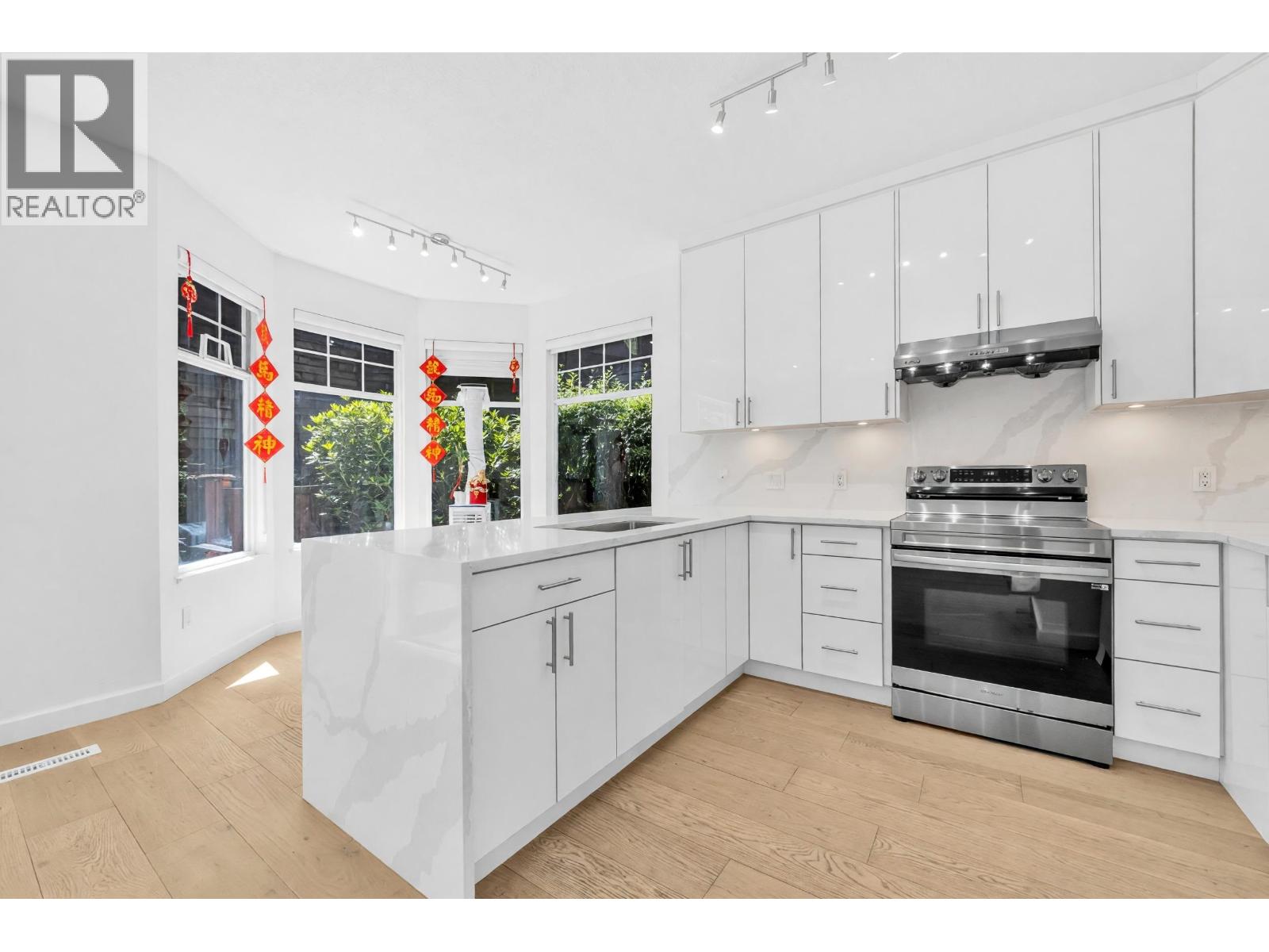 22 5950 Oakdale Road, Burnaby, British Columbia  V5H 4R5 - Photo 6 - R3129569