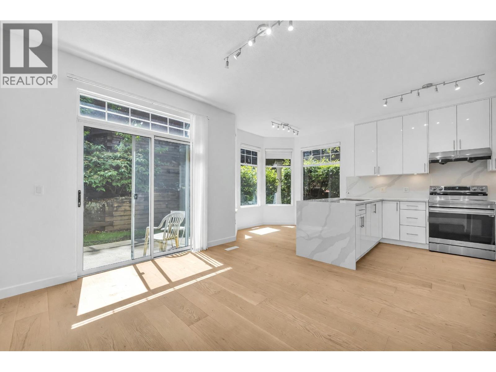22 5950 Oakdale Road, Burnaby, British Columbia  V5H 4R5 - Photo 9 - R3129569
