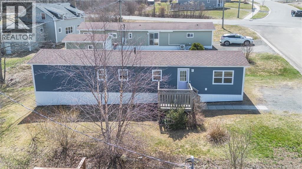 2 Macintosh Street, Fredericton, New Brunswick  E3C 1L8 - Photo 3 - NB136047
