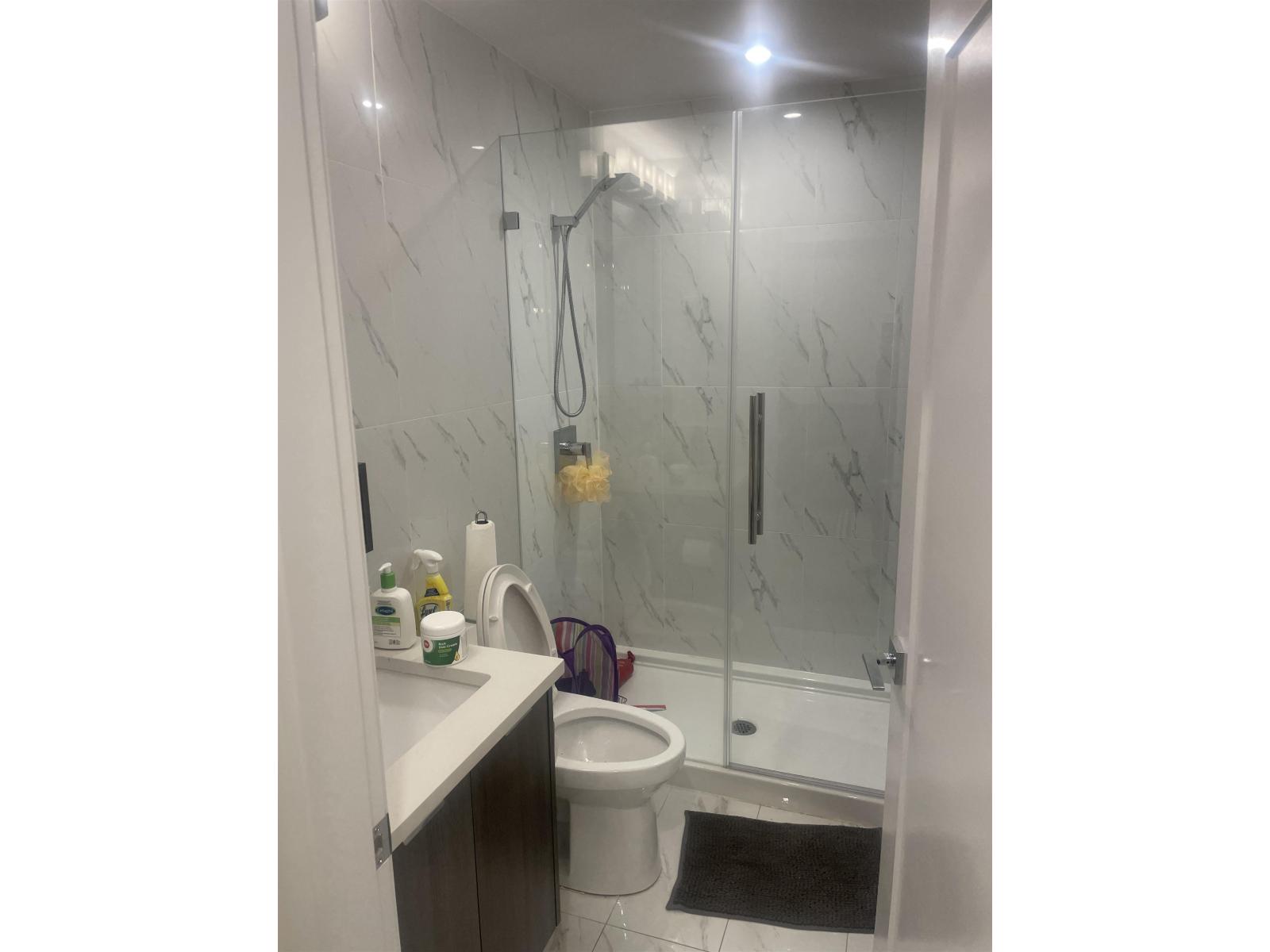406 14438 72 Avenue, Surrey, British Columbia  V3S 0B6 - Photo 6 - R3129455