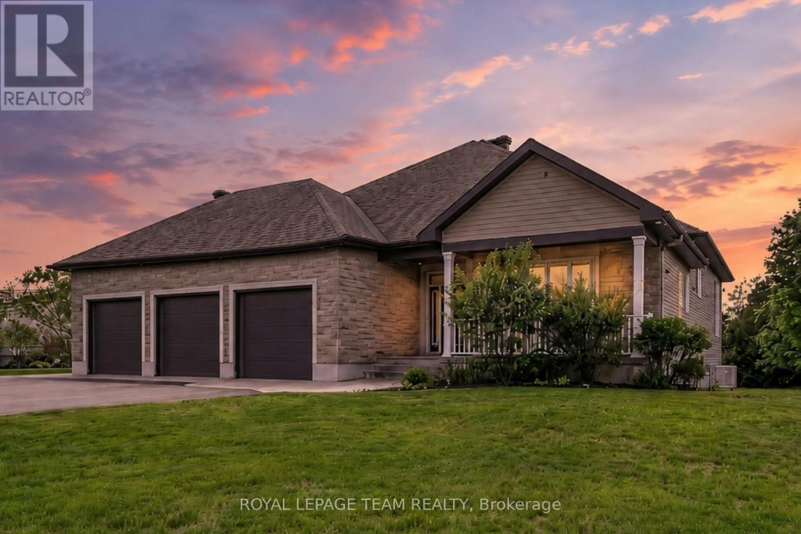568 PENNYCROSS LANE, Ottawa, Ontario
