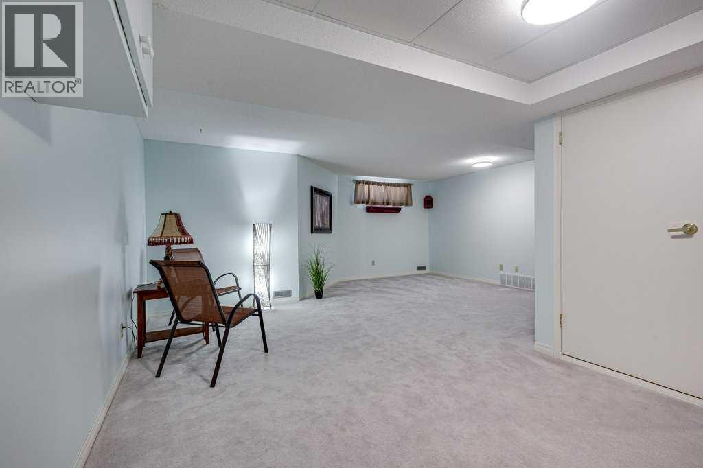 29, 2821 Botterill Crescent, Red Deer, Alberta  T4R 2E5 - Photo 35 - A2314324