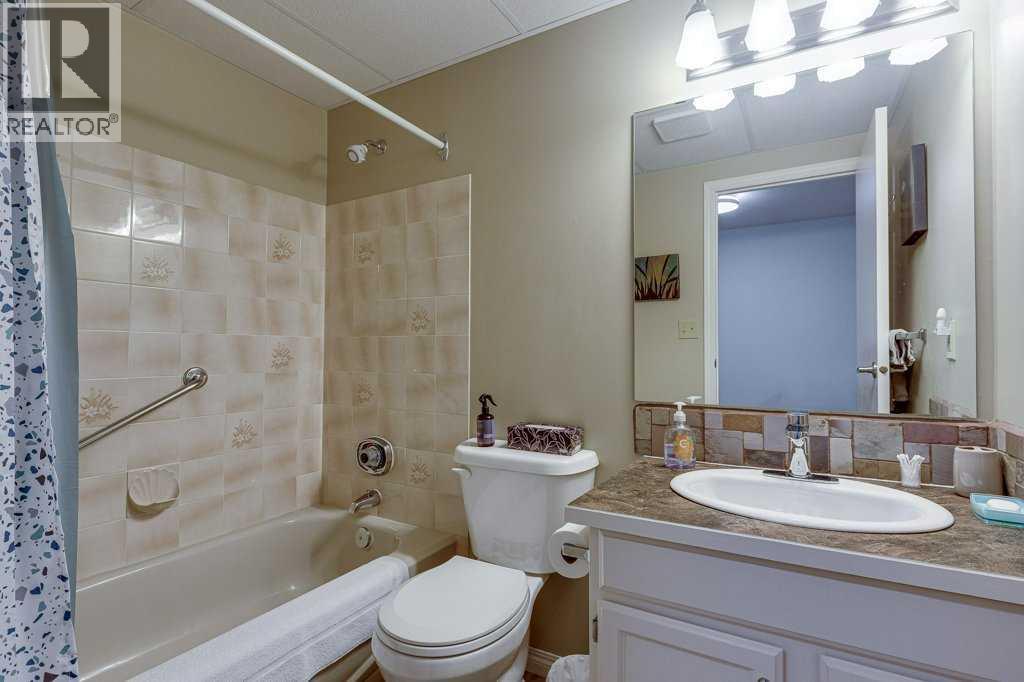 29, 2821 Botterill Crescent, Red Deer, Alberta  T4R 2E5 - Photo 37 - A2314324