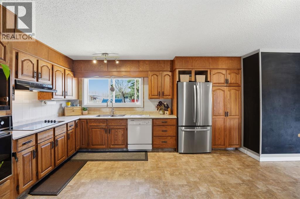 26 Odstone Green, Red Deer, Alberta  T4N 5H9 - Photo 7 - A2310819