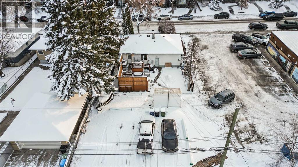2028-2032-2040 42 Avenue SW, Calgary, Alberta  T2T 2M7 - Photo 6 - A2273357