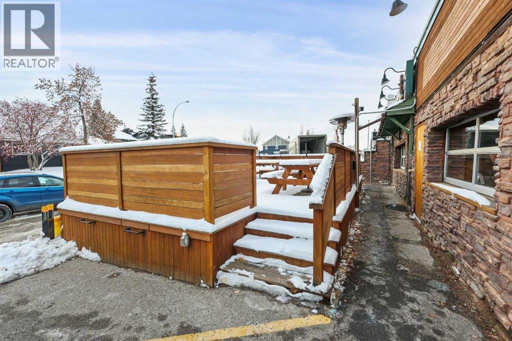 2028-2032-2040 42 Avenue SW, Calgary, Alberta  T2T 2M7 - Photo 11 - A2273357