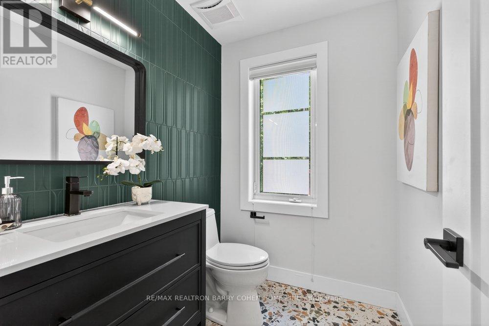 11 Saguenay Avenue, Toronto, Ontario  M5N 2Y5 - Photo 28 - C13209176