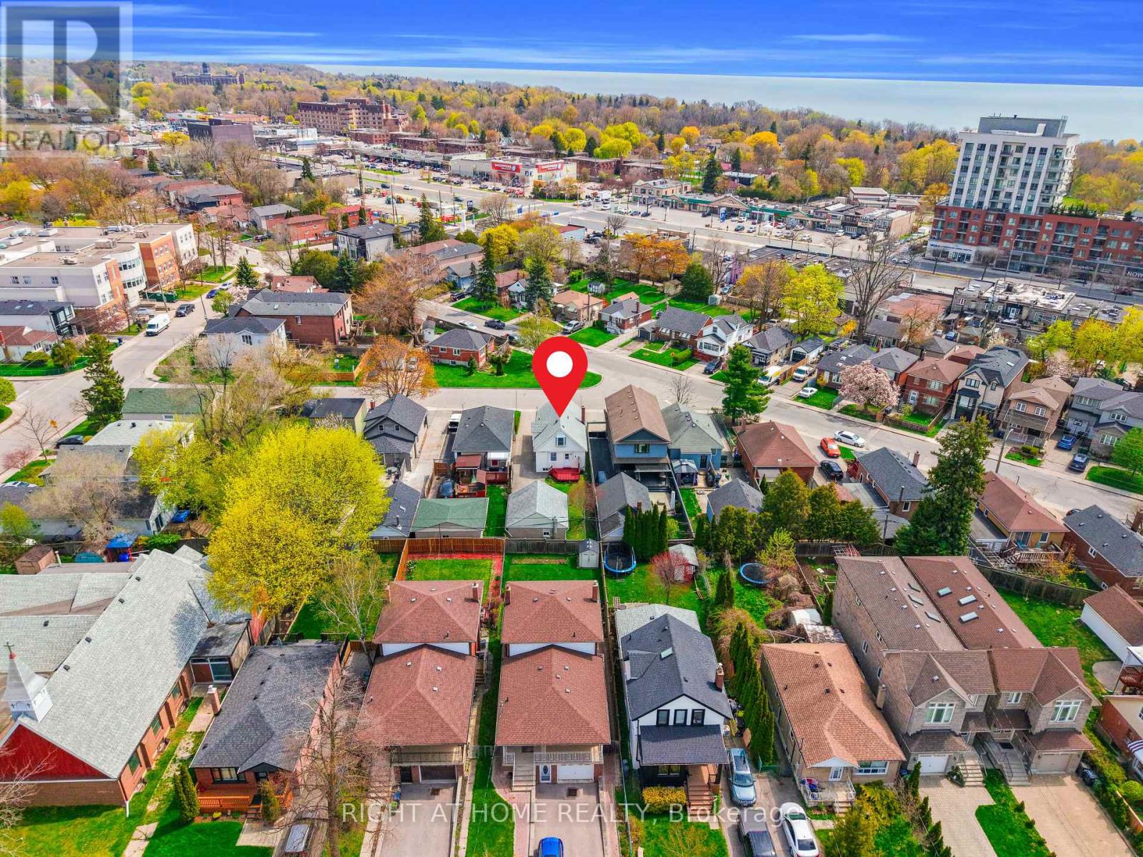 6 Vanbrugh Avenue, Toronto, Ontario  M1N 3S7 - Photo 41 - E13211644