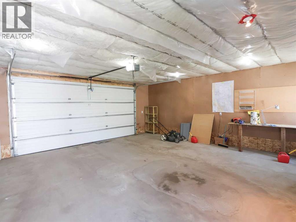 4907 49 Street, Stettler, Alberta  T4K 1A5 - Photo 36 - A2314292