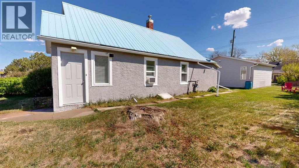 4907 49 Street, Stettler, Alberta  T4K 1A5 - Photo 39 - A2314292