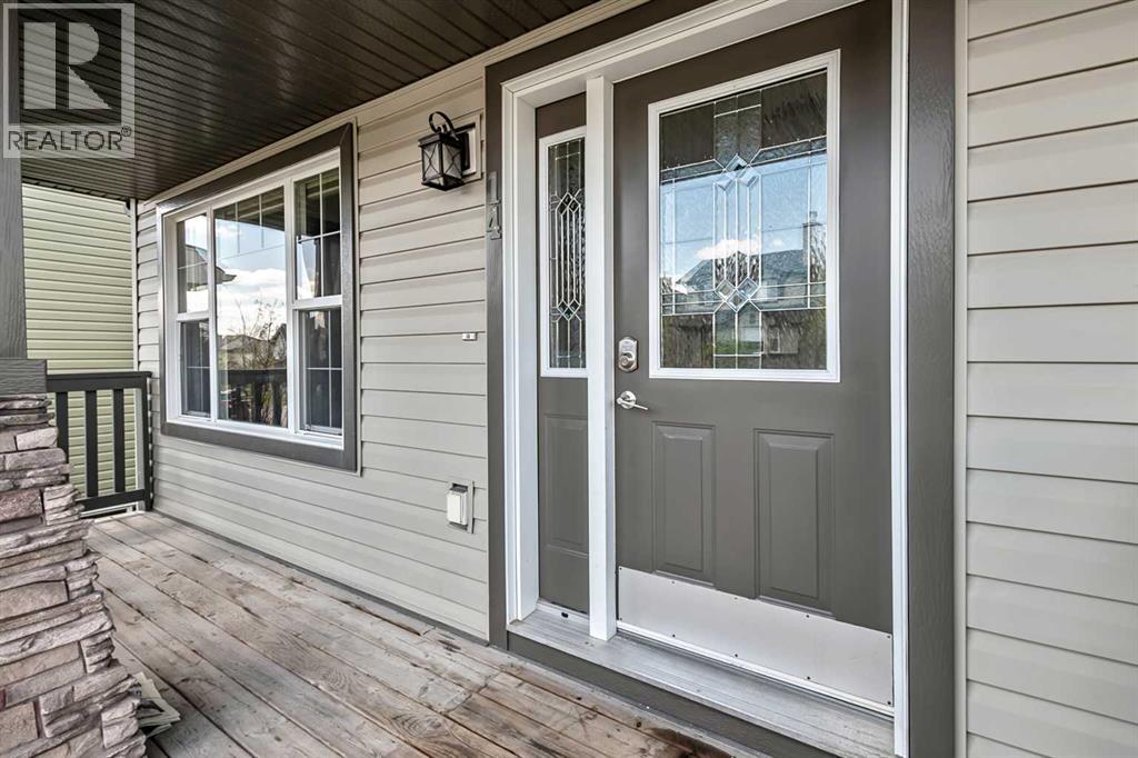 14 Crystal Shores Hill, Okotoks, Alberta  T1S 2H7 - Photo 5 - A2311680