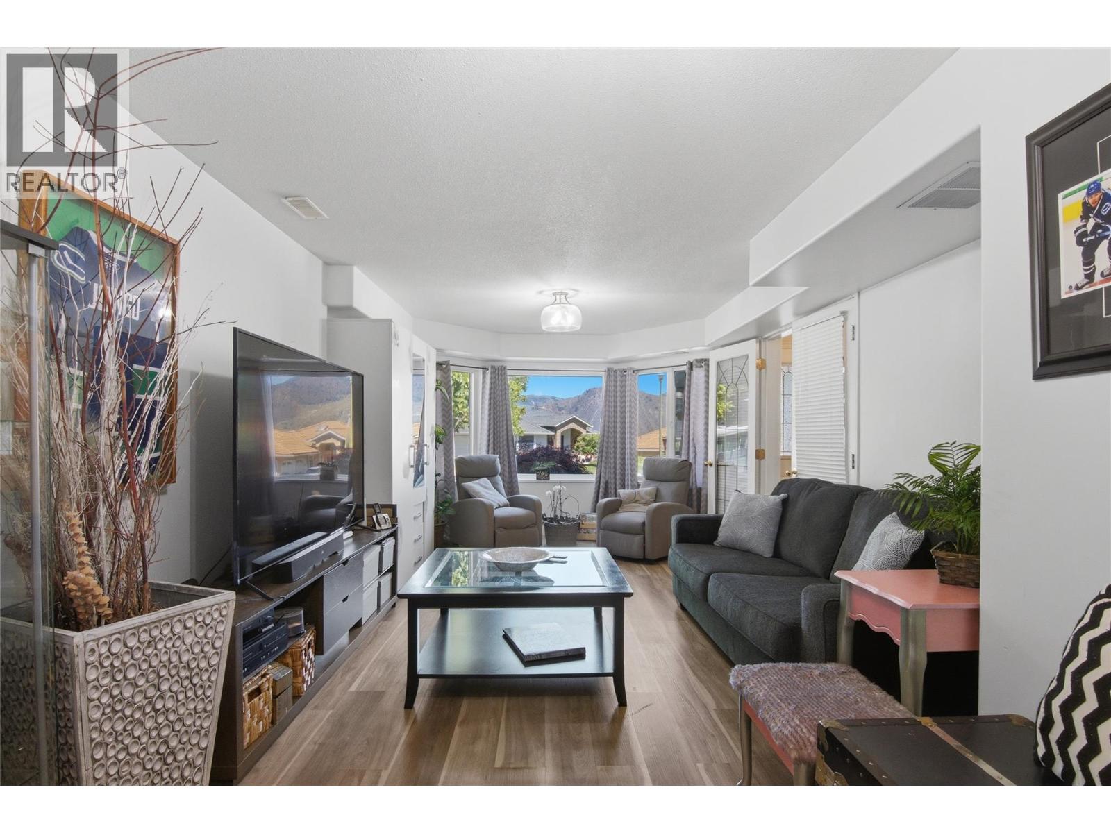 87 Thor Drive, Kamloops, British Columbia  V2C 6P8 - Photo 4 - 10389364