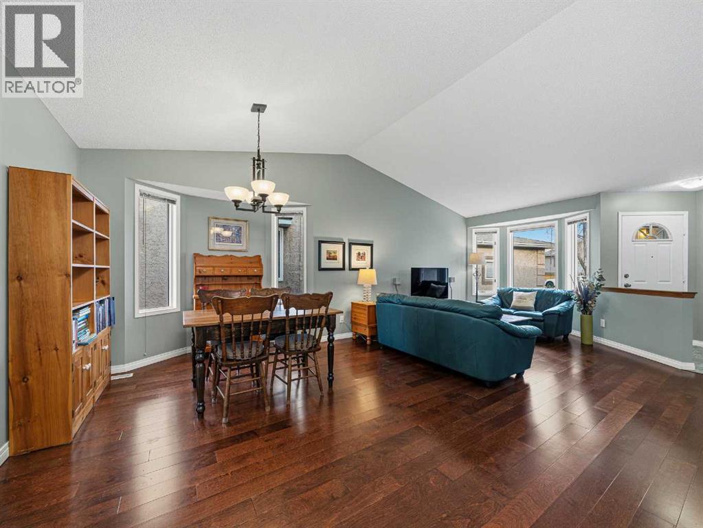 301 Arbour Cliff Close Nw, Calgary, Alberta  T3G 3W8 - Photo 7 - A2284425