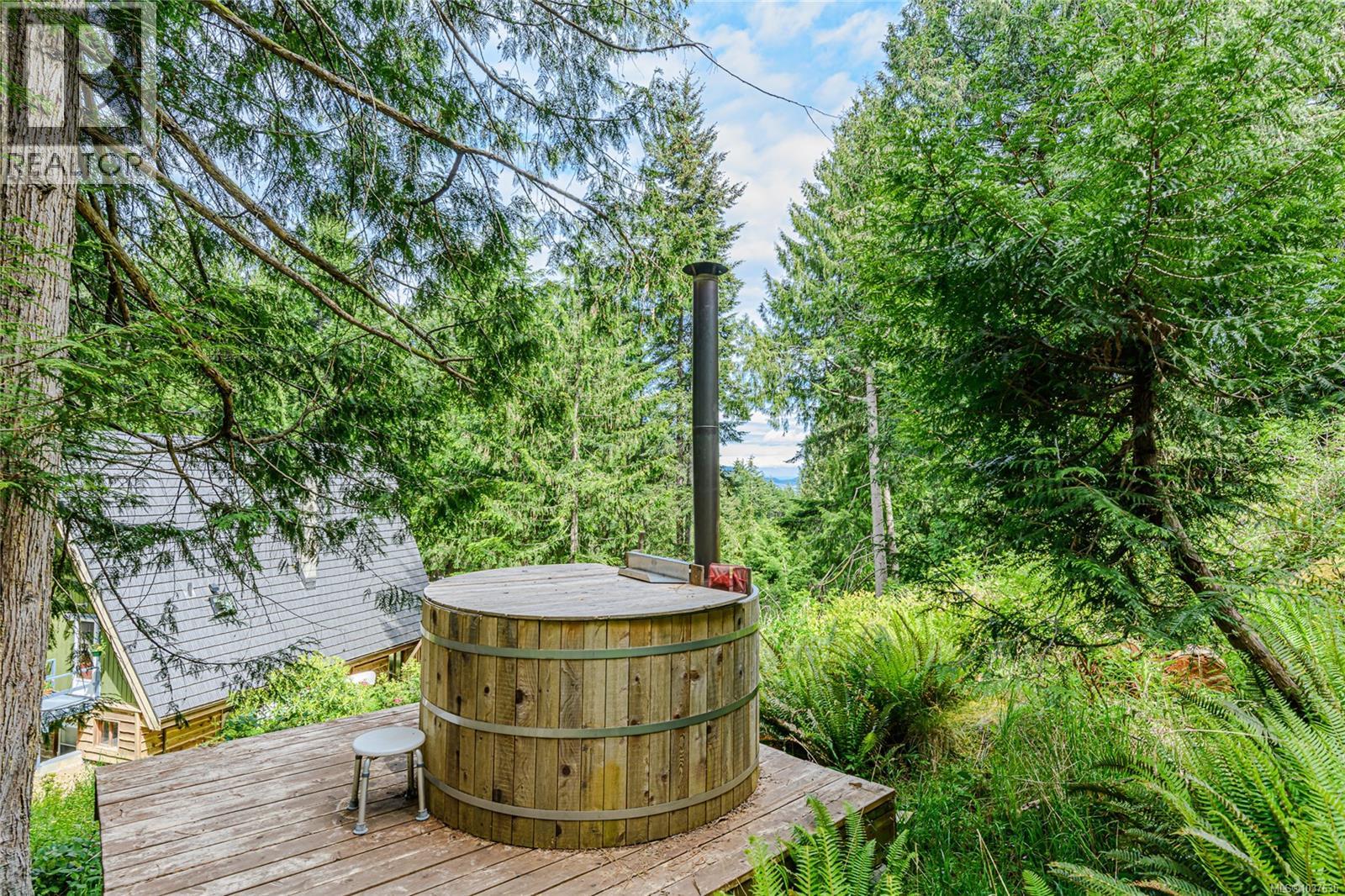 421 Mt. Belcher Hts, Salt Spring, British Columbia  V8K 2J5 - Photo 6 - 1037635