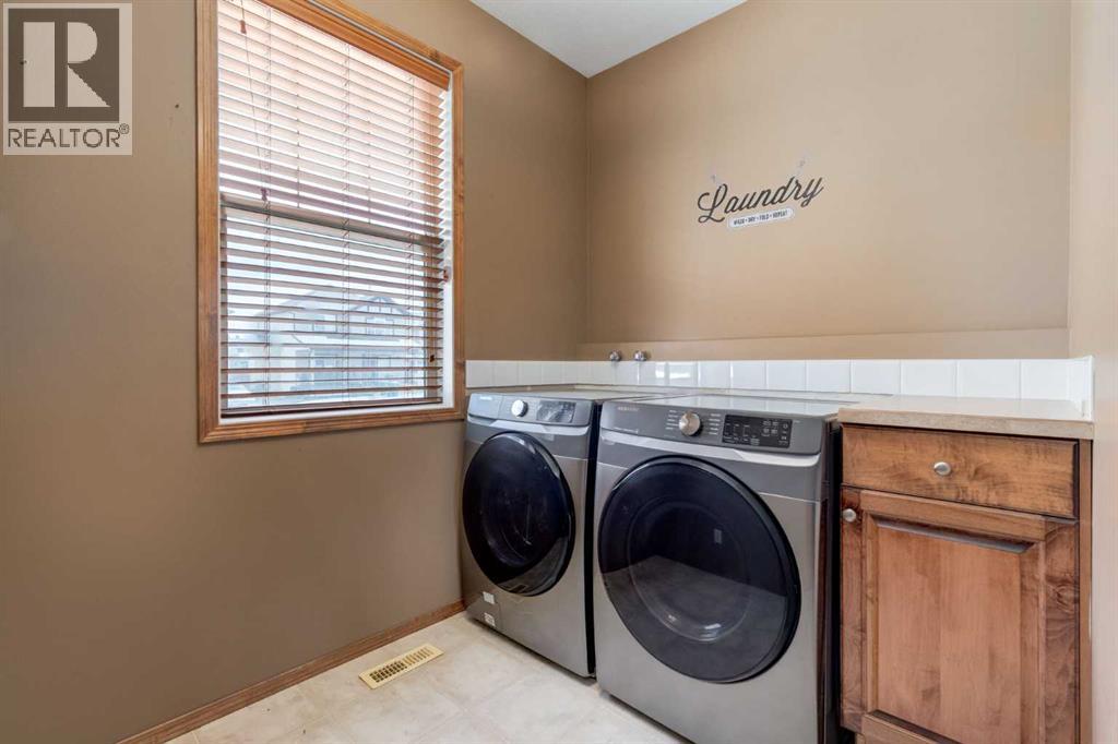 15 Barber Street NW, Langdon, Alberta  T0J 1X2 - Photo 15 - A2309366