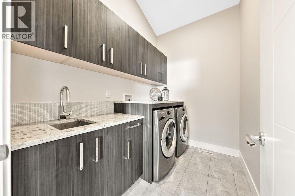 1126 40 Street Sw, Calgary, Alberta  T3C 1W6 - Photo 16 - A2296539
