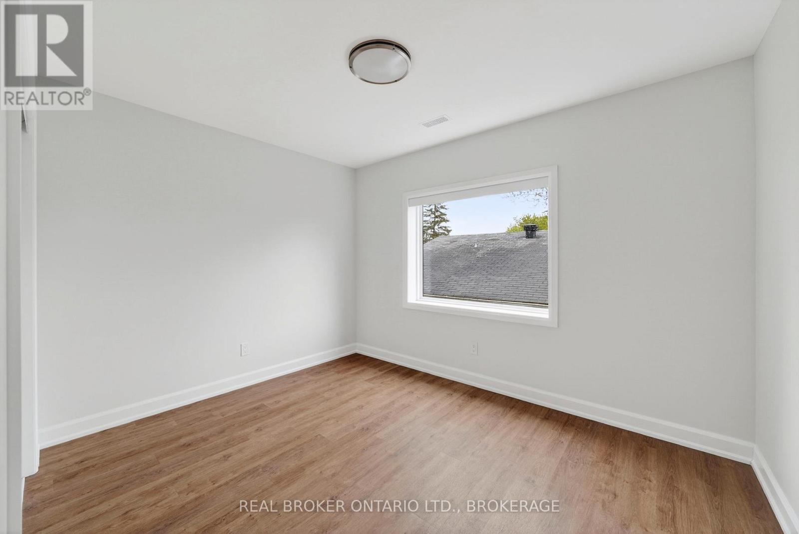 Unit #9b - 600 Second Street E, Cornwall, Ontario K6H 4H3 - Photo 37 - X13212018