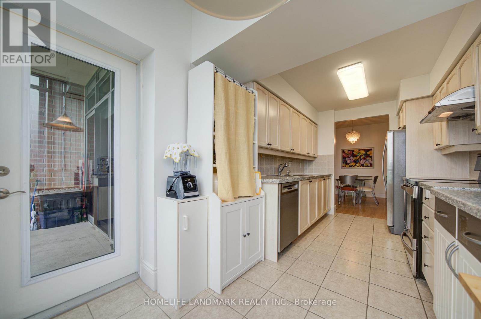 802 - 8 Mckee Avenue, Toronto, Ontario  M2N 7E5 - Photo 18 - C13212076