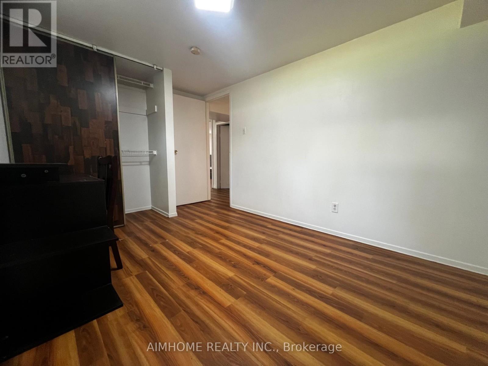 Basement Apt - 83 Mintwood Drive, Toronto, Ontario  M2M 3A6 - Photo 11 - C13212090