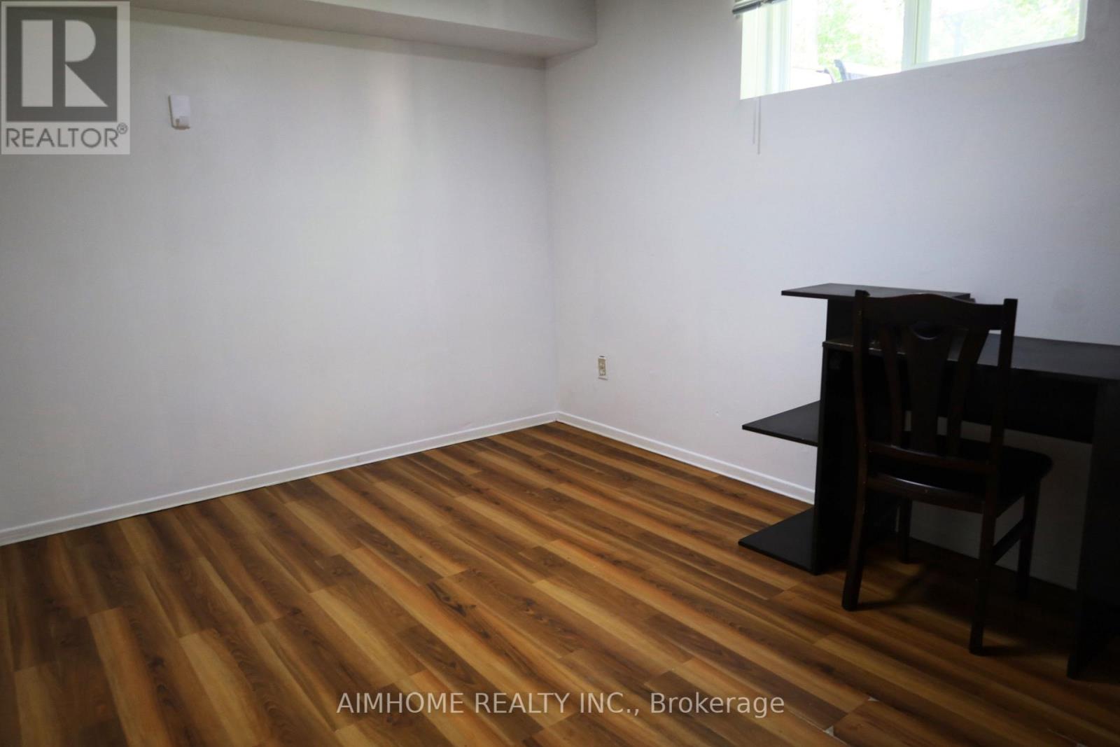 Basement Apt - 83 Mintwood Drive, Toronto, Ontario  M2M 3A6 - Photo 12 - C13212090