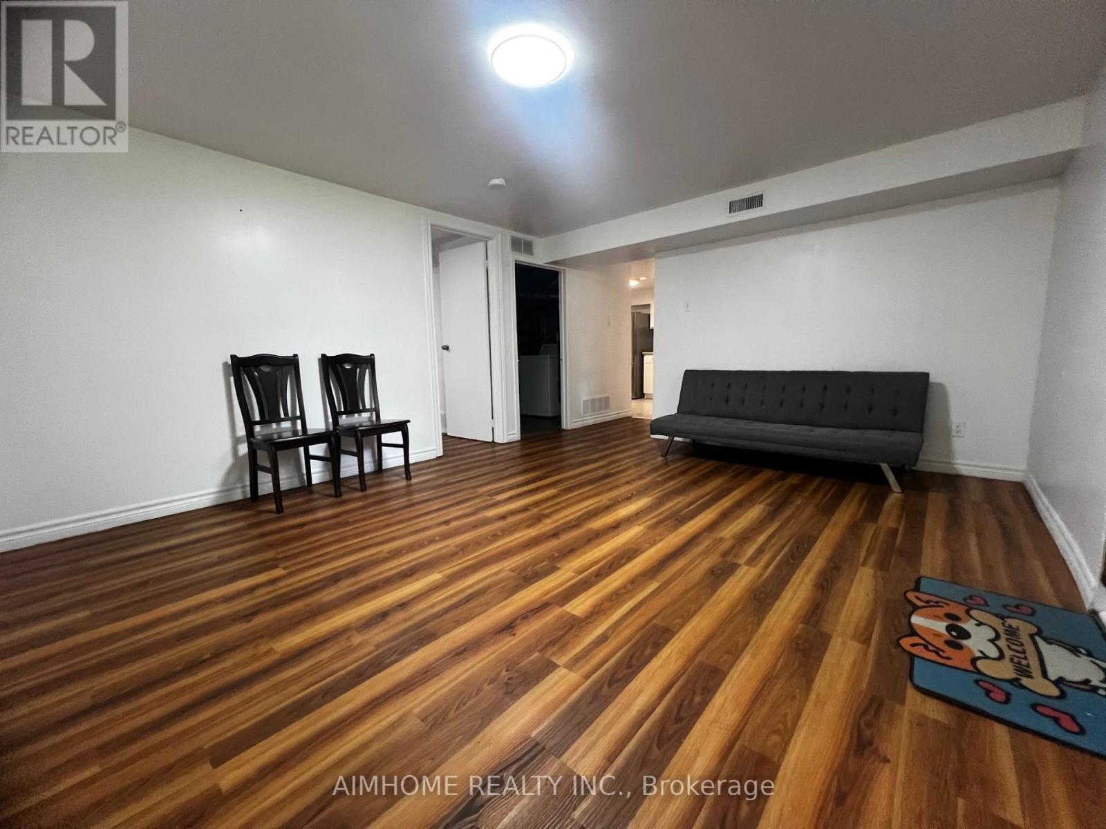 Basement Apt - 83 Mintwood Drive, Toronto, Ontario  M2M 3A6 - Photo 7 - C13212090