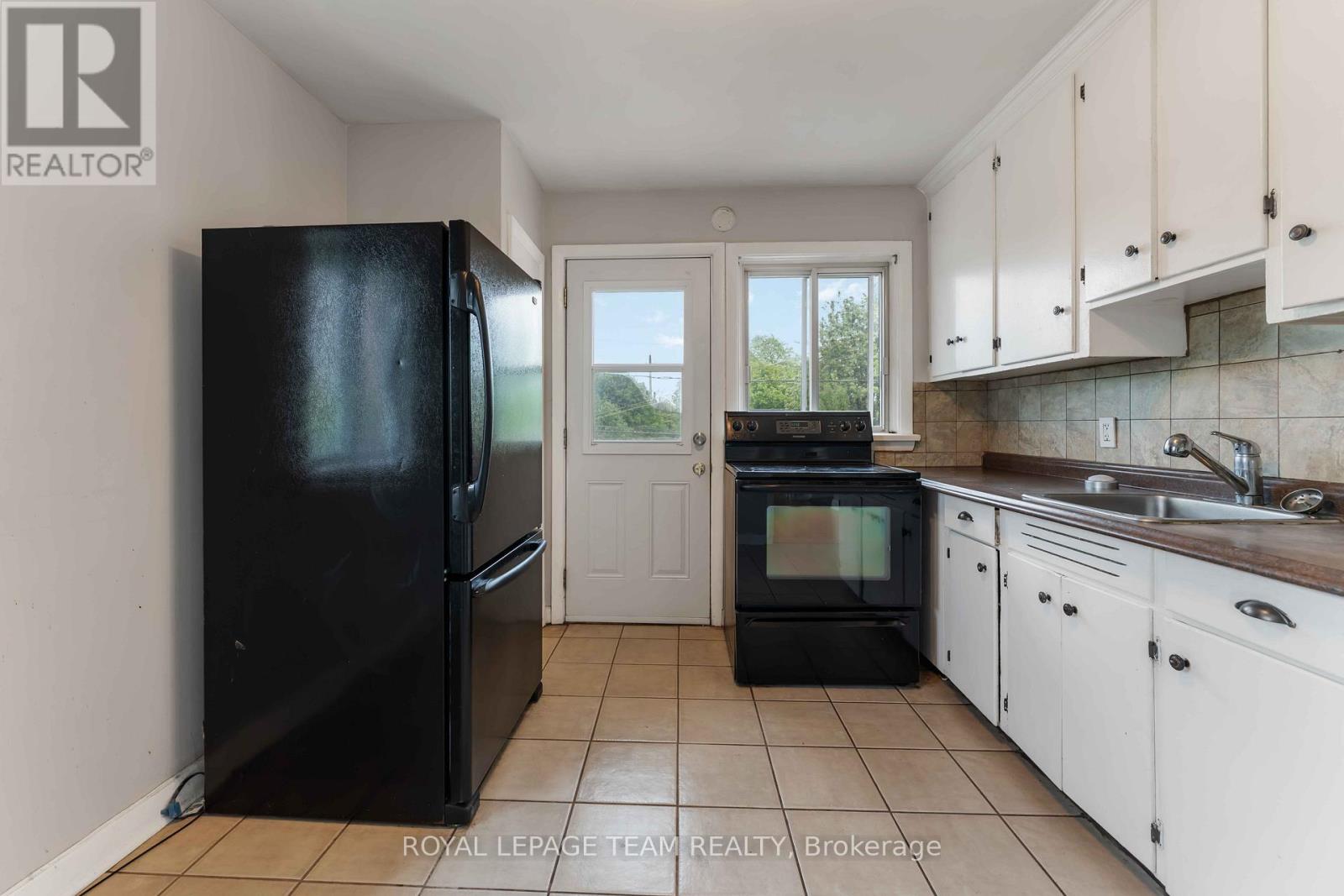 3 - 1086 Apolydor Avenue, Ottawa, Ontario  K1H 8A9 - Photo 10 - X13211976