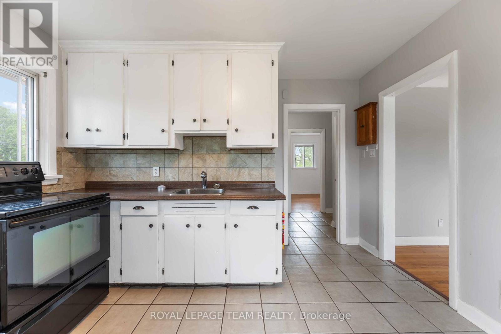3 - 1086 Apolydor Avenue, Ottawa, Ontario  K1H 8A9 - Photo 11 - X13211976
