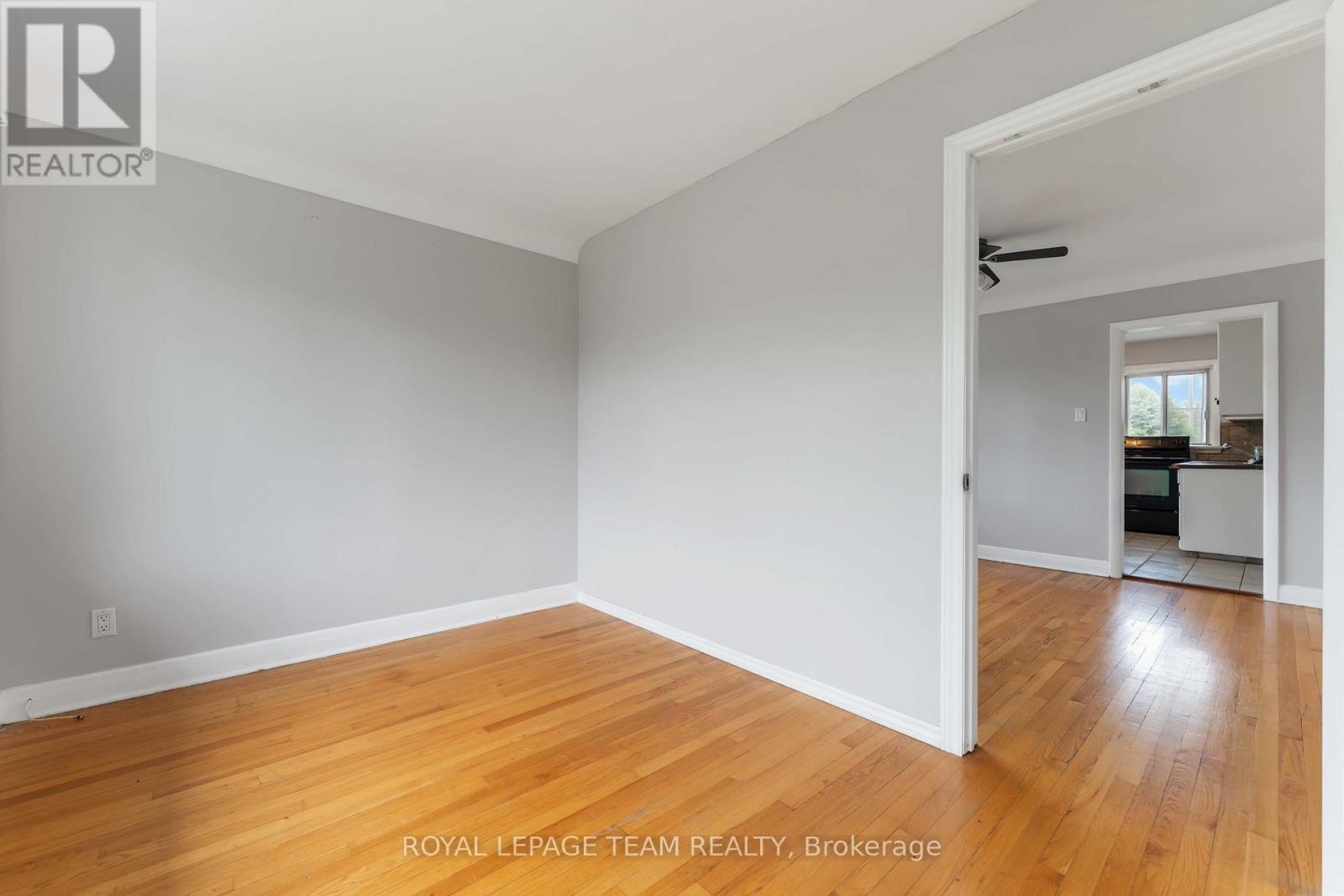 3 - 1086 Apolydor Avenue, Ottawa, Ontario  K1H 8A9 - Photo 8 - X13211976