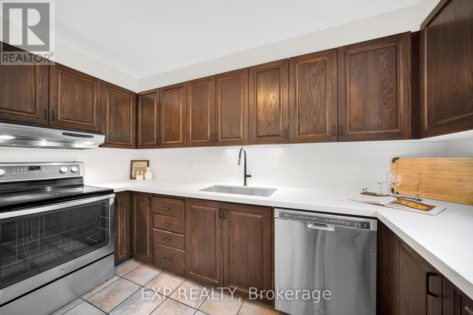 172 Centrepointe Drive, Ottawa, Ontario  K2G 5H7 - Photo 11 - X13212014