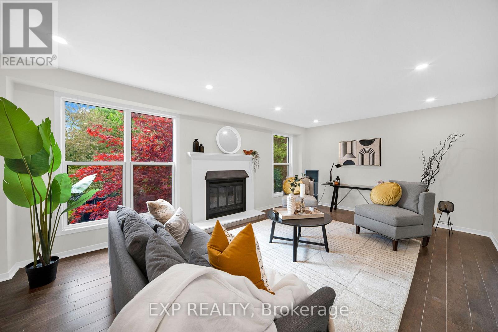 172 Centrepointe Drive, Ottawa, Ontario  K2G 5H7 - Photo 3 - X13212014