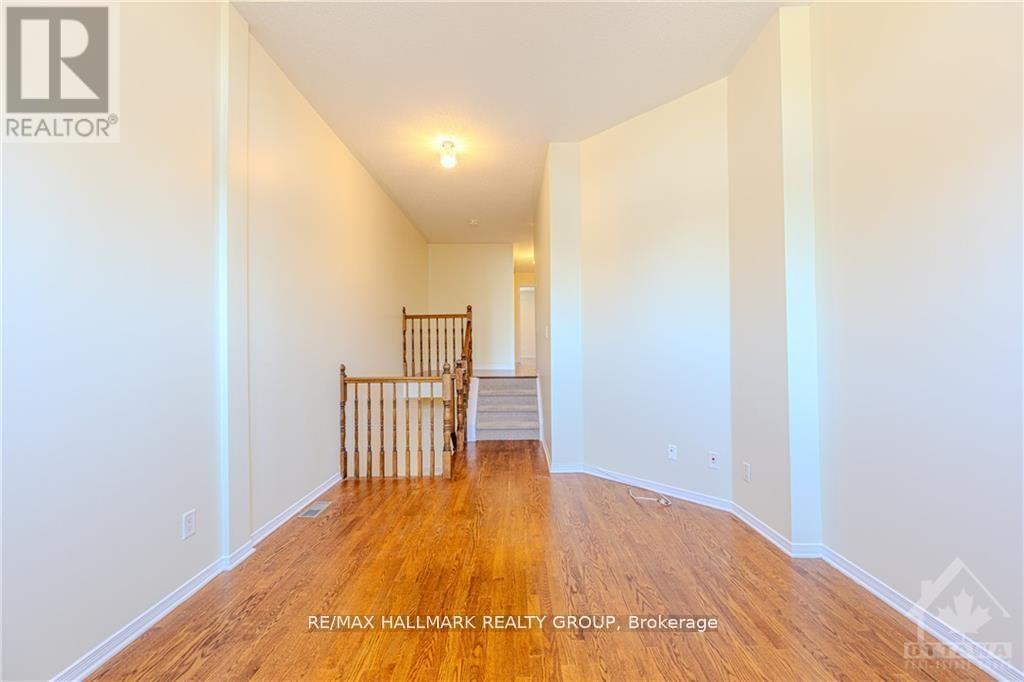 1205 Clyde Avenue, Ottawa, Ontario  K2C 1Y3 - Photo 16 - X13212116